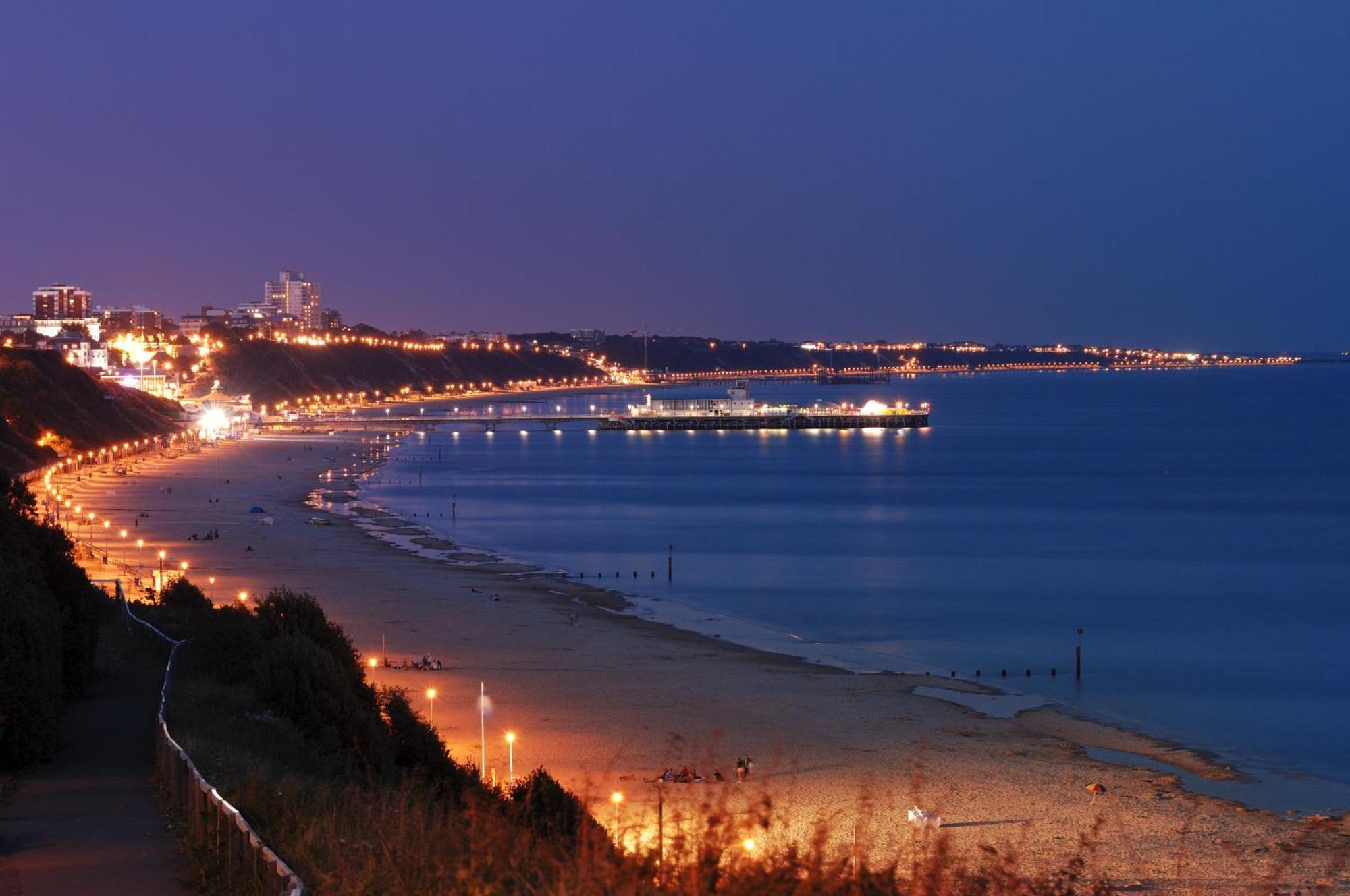 Cosy Bee And Apartment Bournemouth Buitenkant foto